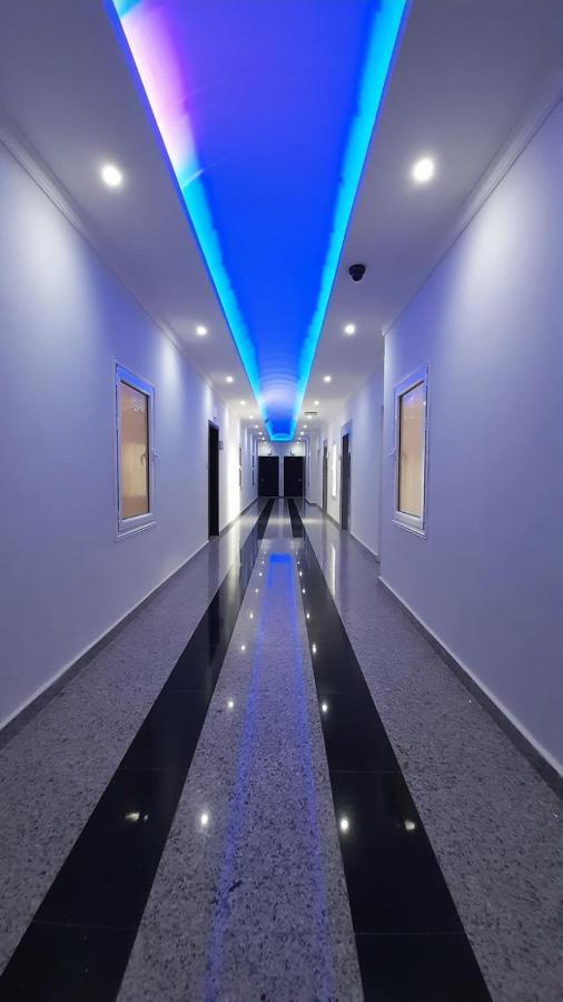 Zodiac Hotel Apartments Fahaheel Koeweit Buitenkant foto