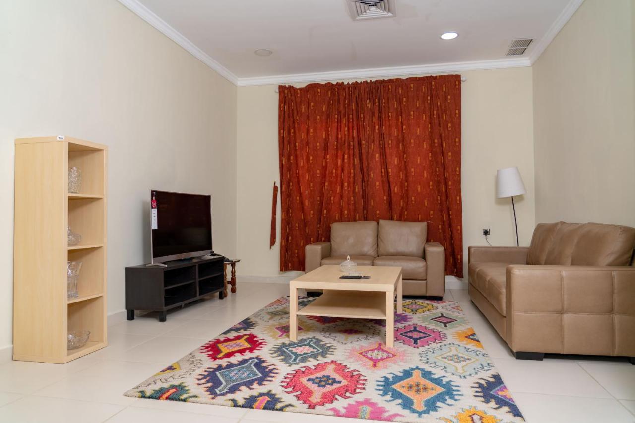 Zodiac Hotel Apartments Fahaheel Koeweit Buitenkant foto