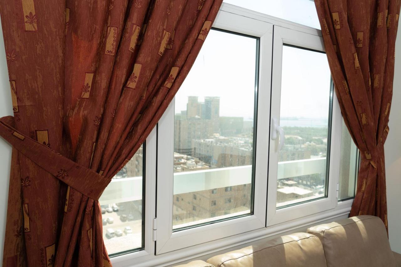 Zodiac Hotel Apartments Fahaheel Koeweit Buitenkant foto